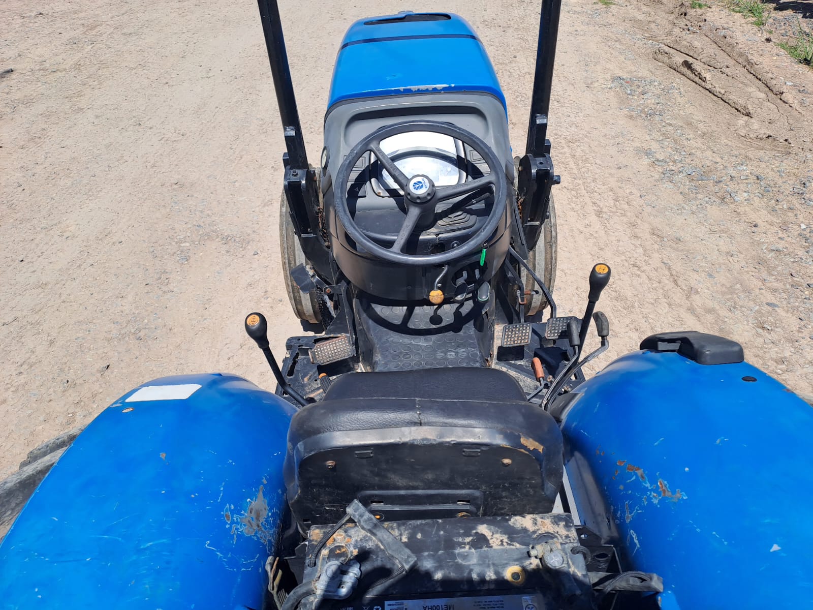 TRACTOR NEW HOLLAND TN75VA - foto 10